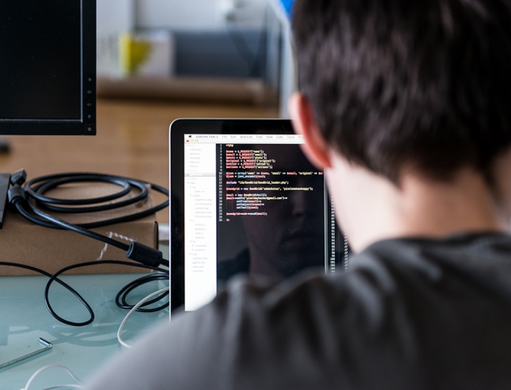 在线轰炸电话软件版